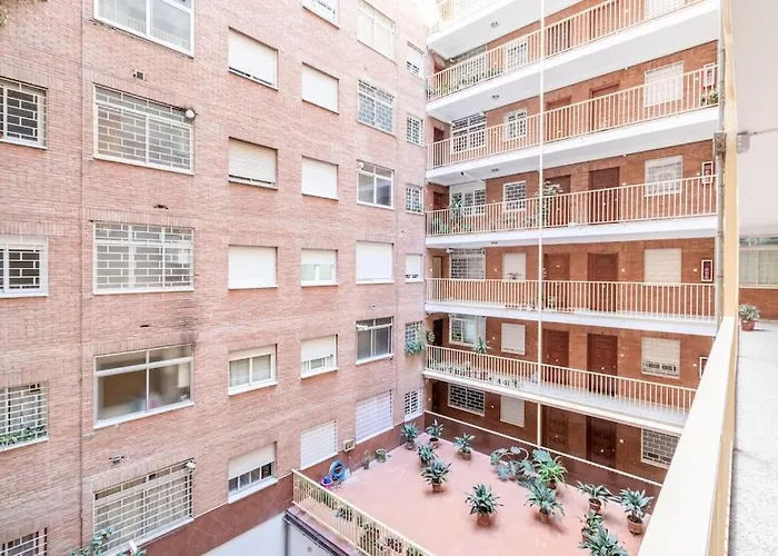Modern Apartment Close To The City Center And Alhambra